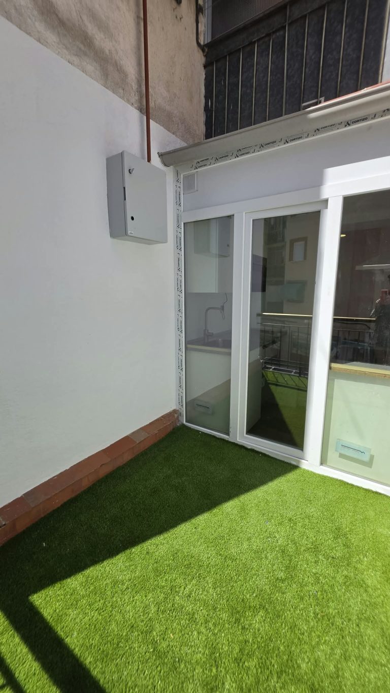 PISO COMPLETAMENTE REFORMADO EN VENTA EN PARLA – ZONA PINTORES — Casalia Inmobiliaria, Parla (foto 8 de 16)
