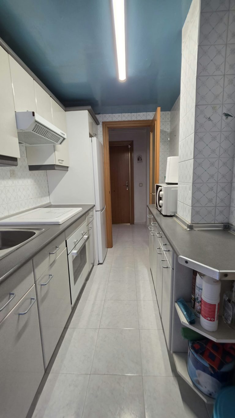 PISO EN 1ª PLANTA CON ASCENSOR EN VENTA EN PARLA – ZONA REYES CATÓLICOS — Casalia Inmobiliaria, Parla (foto 9 de 25)