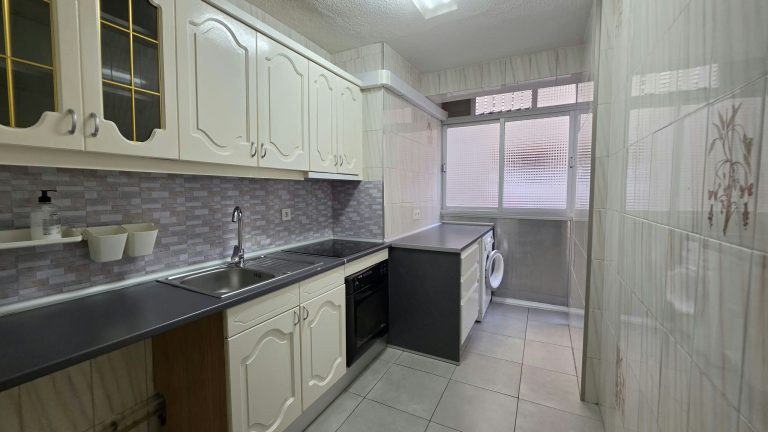 PISO EN VENTA EN PARLA – ZONA VILLAYUVENTUS I — Casalia Inmobiliaria, Parla (foto 9 de 29)