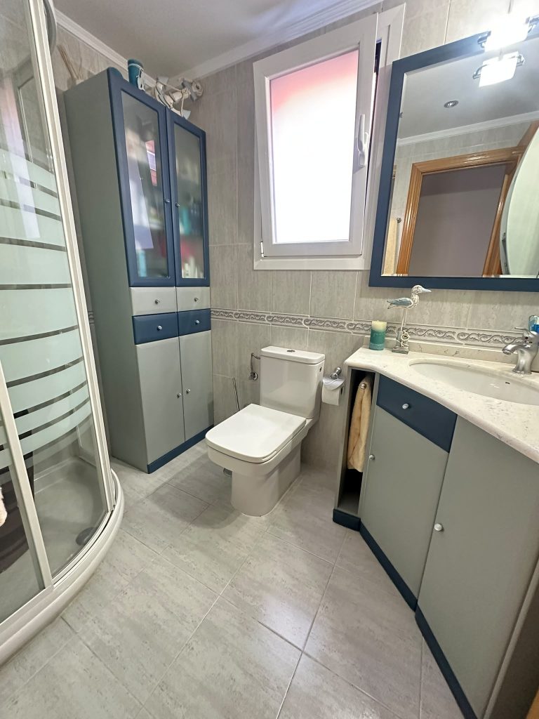 PISO EN UNA DE LAS MEJORES URBANIZACIONES DE PARLA, DE 3 DORMITORIOS, 2 BAÑOS, GARAJE, PISCINA. — Casalia Inmobiliaria, Parla (foto 17 de 21)