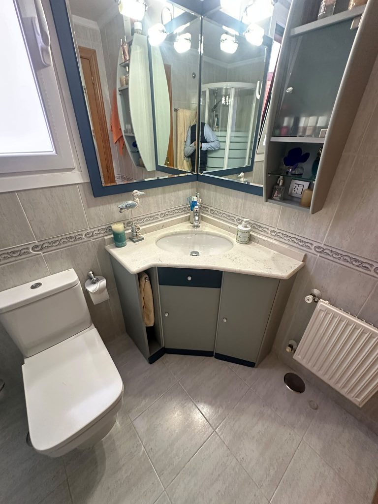 PISO EN UNA DE LAS MEJORES URBANIZACIONES DE PARLA, DE 3 DORMITORIOS, 2 BAÑOS, GARAJE, PISCINA. — Casalia Inmobiliaria, Parla (foto 18 de 21)