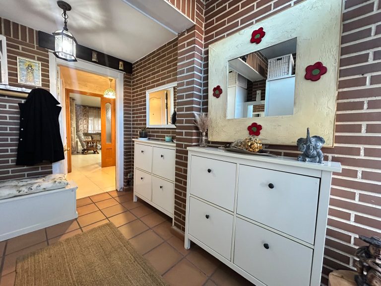 ESPECTACULAR CHALET EN EL LEGUARIO – PARLA — Casalia Inmobiliaria, Parla (foto 19 de 36)