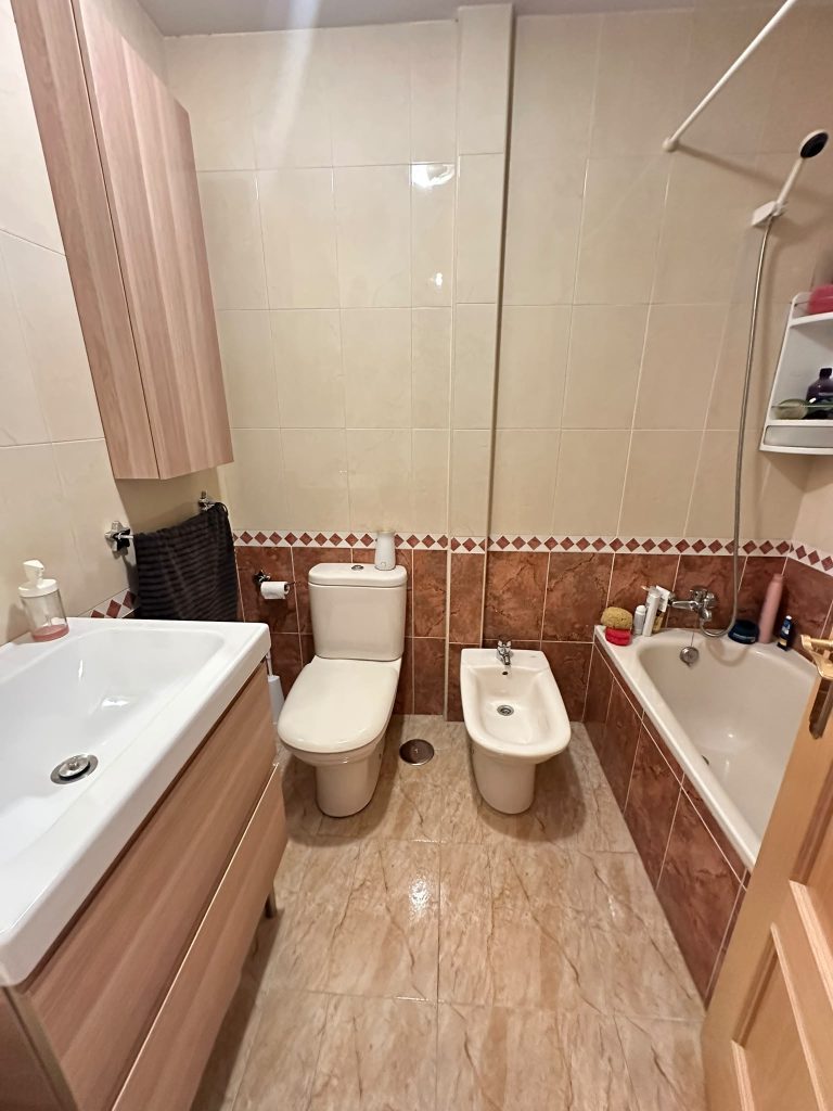 PISO EN EL CENTRO DE PARLA DE 2 HABITACIÓNES Y DOS BAÑOS — Casalia Inmobiliaria, Parla (foto 14 de 20)