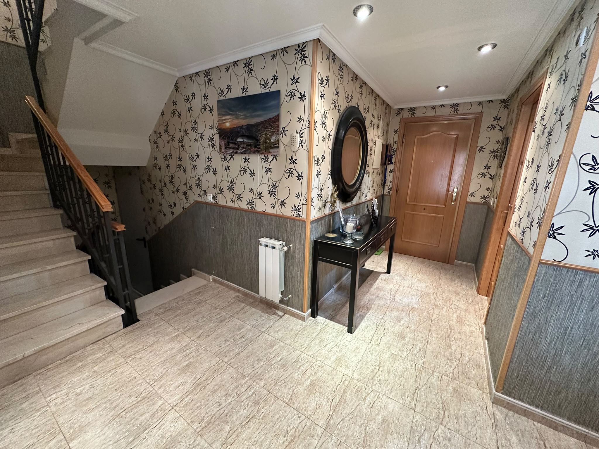ESPECTACULAR CHALET DE 4 PLANTAS CON PISCINA PRIVADA EN LA ERMITA – PARLA — Casalia Inmobiliaria, Parla (foto 14 de 36)