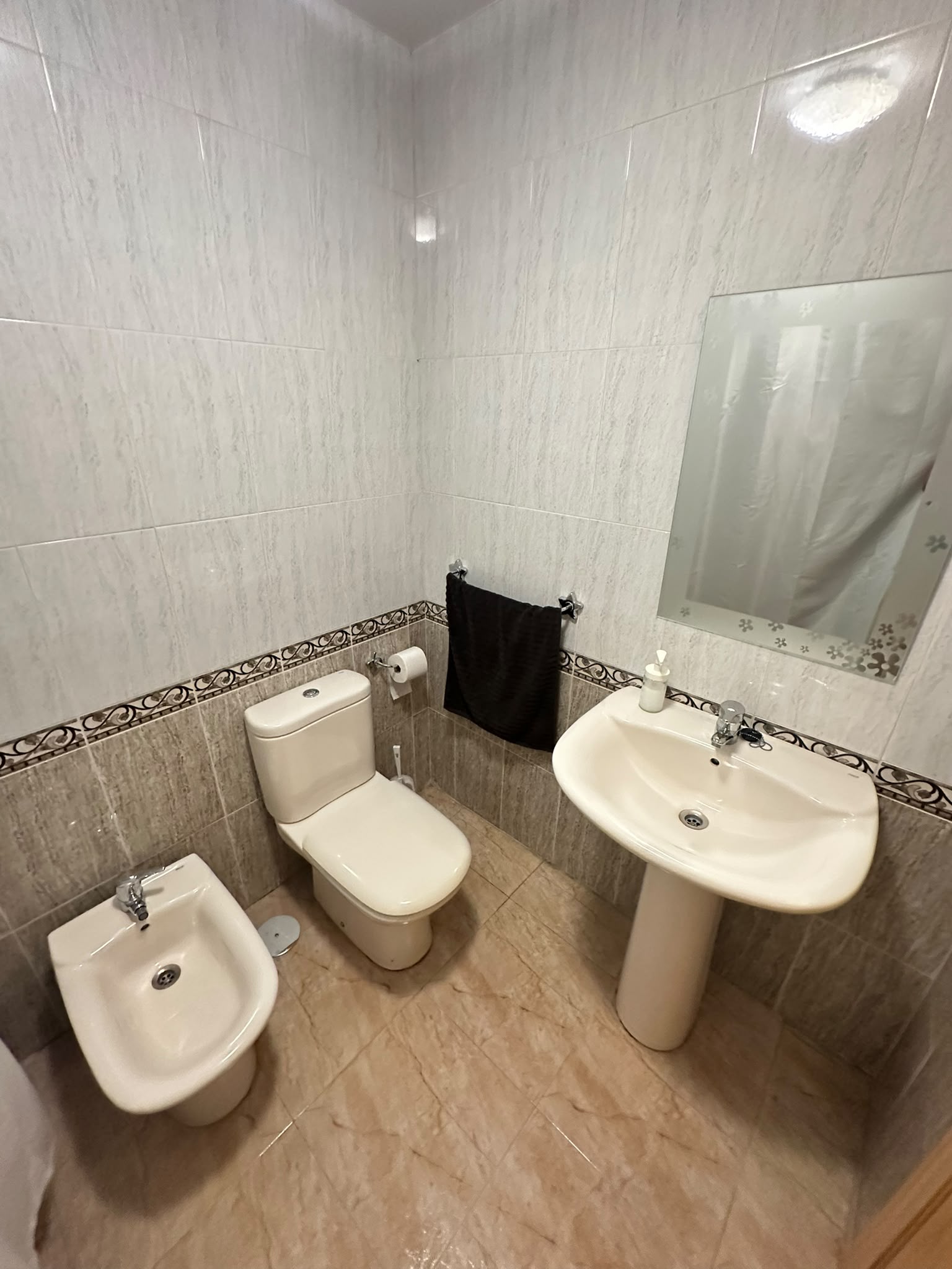 PISO EN EL CENTRO DE PARLA DE 2 HABITACIÓNES Y DOS BAÑOS — Casalia Inmobiliaria, Parla (foto 19 de 20)
