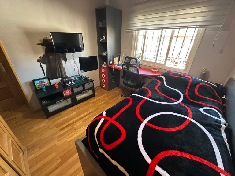 ESPECTACULAR CHALET DE 4 PLANTAS CON PISCINA PRIVADA EN LA ERMITA – PARLA — Casalia Inmobiliaria, Parla (foto 28 de 36)