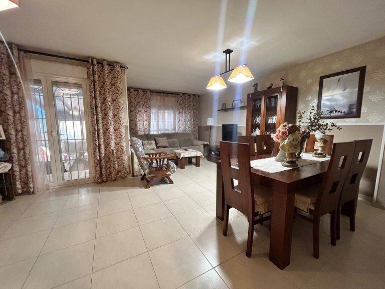 ESPECTACULAR CHALET EN EL LEGUARIO – PARLA — Casalia Inmobiliaria, Parla (foto 12 de 36)
