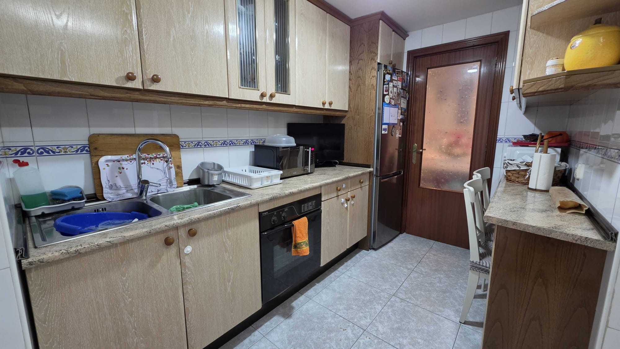 PISO EN VENTA DE 3 HABITACIONES, 2 BAÑOS Y ASCENSOR EN ZONA REYES. — Casalia Inmobiliaria, Parla (foto 6 de 22)