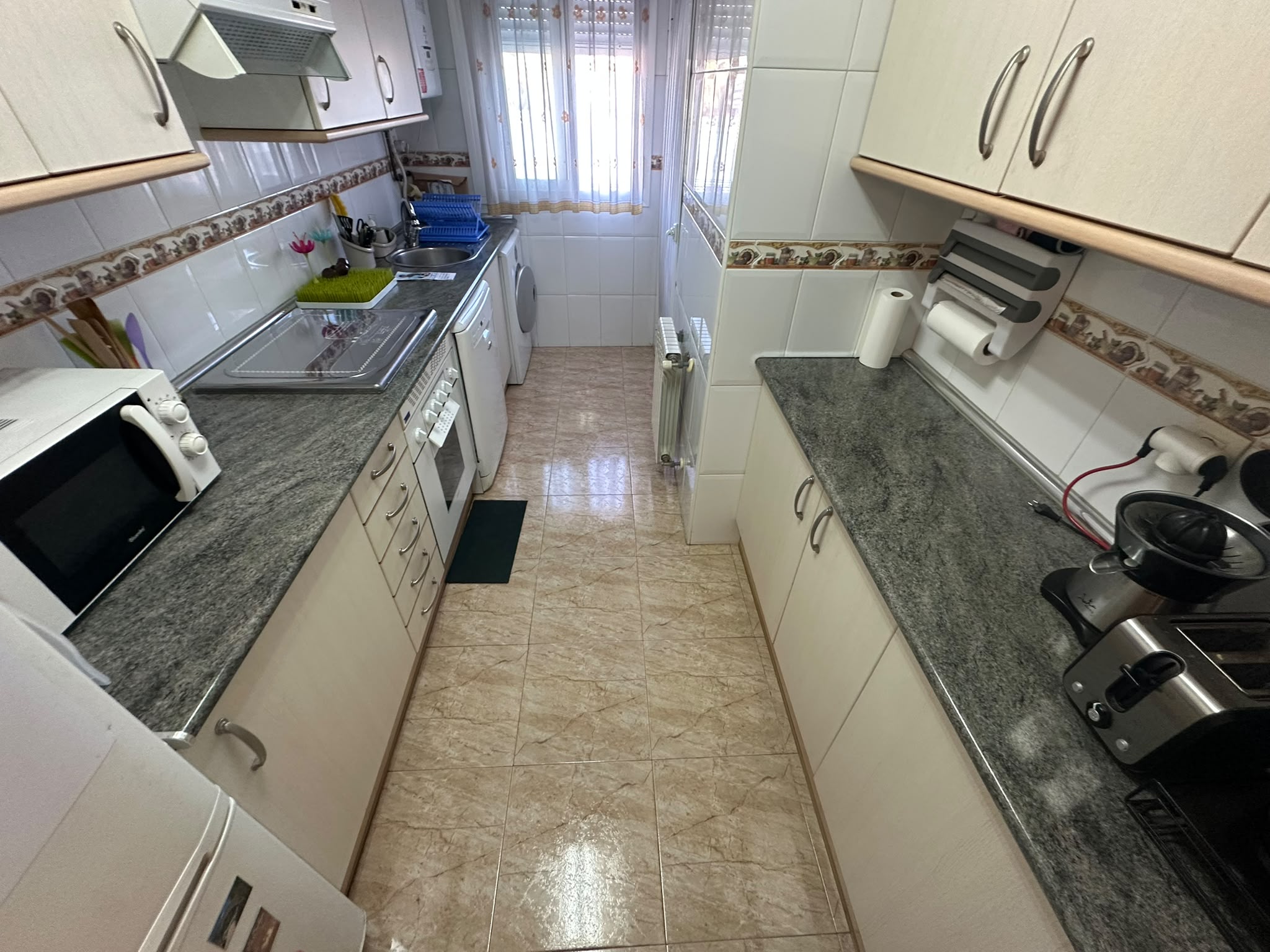 PISO EN EL CENTRO DE PARLA DE 2 HABITACIÓNES Y DOS BAÑOS — Casalia Inmobiliaria, Parla (foto 10 de 20)