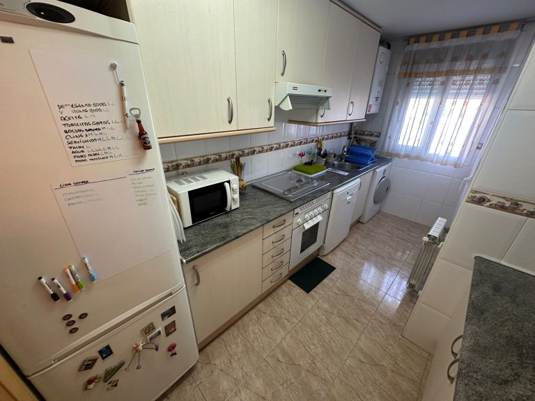 PISO EN EL CENTRO DE PARLA DE 2 HABITACIÓNES Y DOS BAÑOS — Casalia Inmobiliaria, Parla (foto 8 de 20)