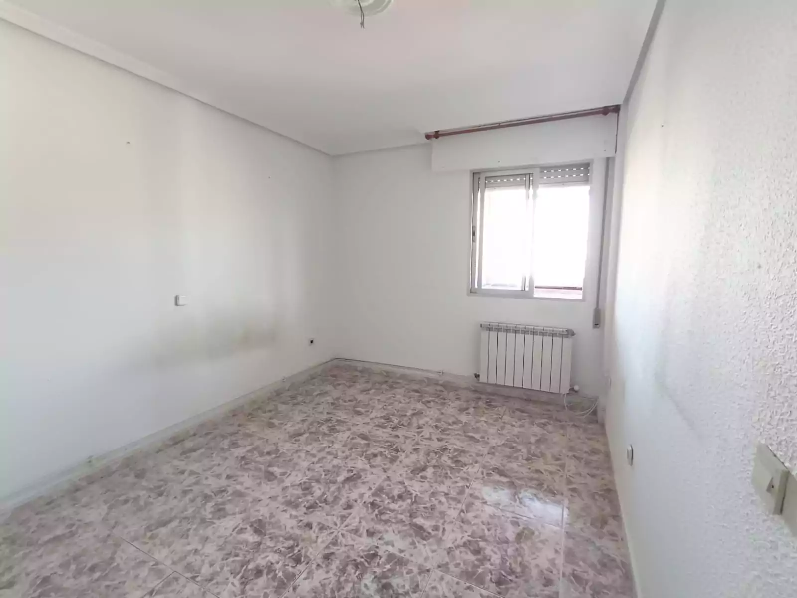 PISO EN VENTA EN PARLA – ZONA REYES CATÓLICOS — Casalia Inmobiliaria, Parla (foto 13 de 24)