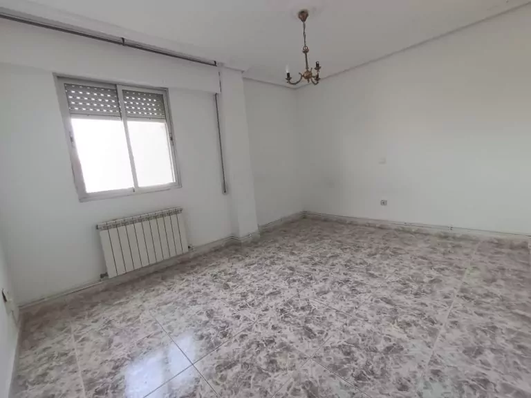 PISO EN VENTA EN PARLA – ZONA REYES CATÓLICOS — Casalia Inmobiliaria, Parla (foto 20 de 24)