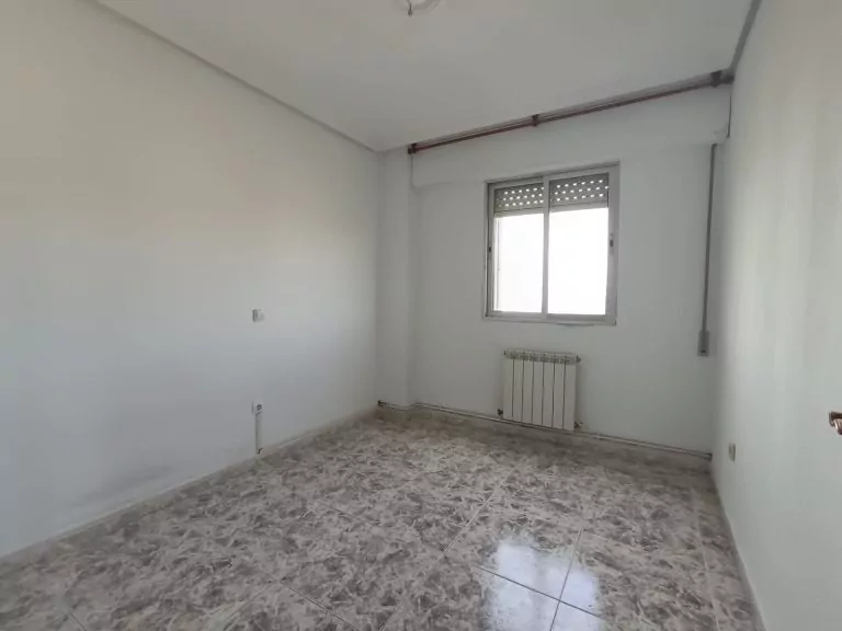 PISO EN VENTA EN PARLA – ZONA REYES CATÓLICOS — Casalia Inmobiliaria, Parla (foto 21 de 24)