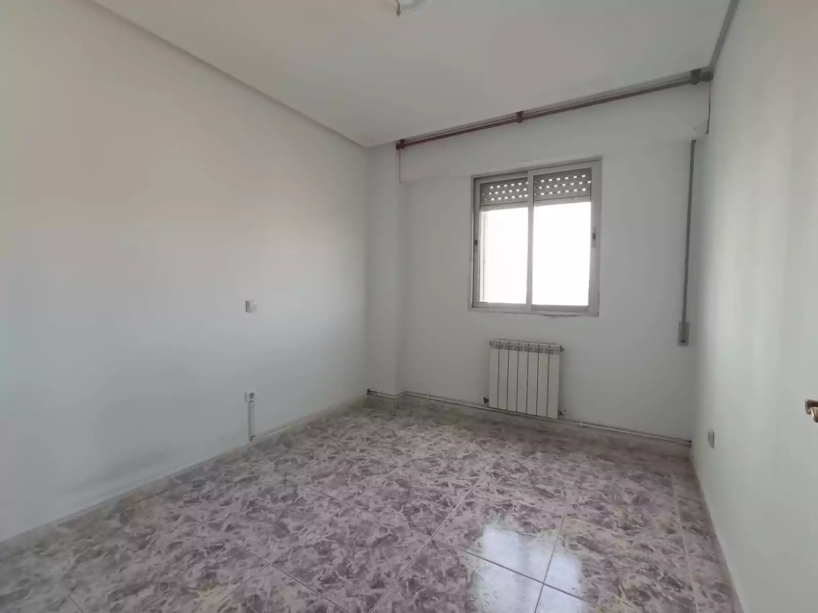 PISO EN VENTA EN PARLA – ZONA REYES CATÓLICOS — Casalia Inmobiliaria, Parla (foto 21 de 24)