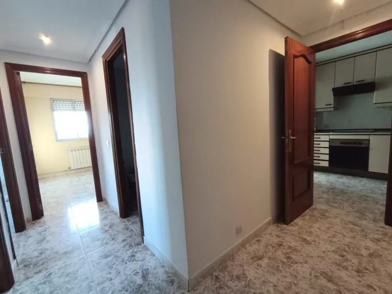 PISO EN VENTA EN PARLA – ZONA REYES CATÓLICOS — Casalia Inmobiliaria, Parla (foto 6 de 24)