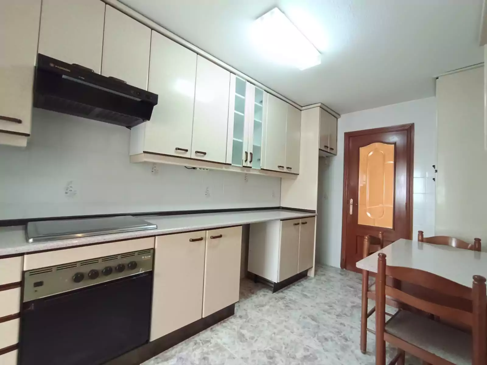 PISO EN VENTA EN PARLA – ZONA REYES CATÓLICOS — Casalia Inmobiliaria, Parla (foto 7 de 24)
