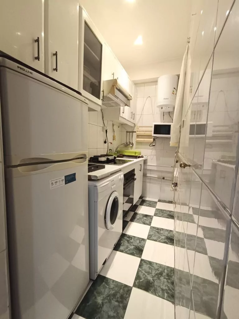 PISO EN VENTA EN MADRID – ZONA DELICIAS — Casalia Inmobiliaria, Parla (foto 8 de 17)