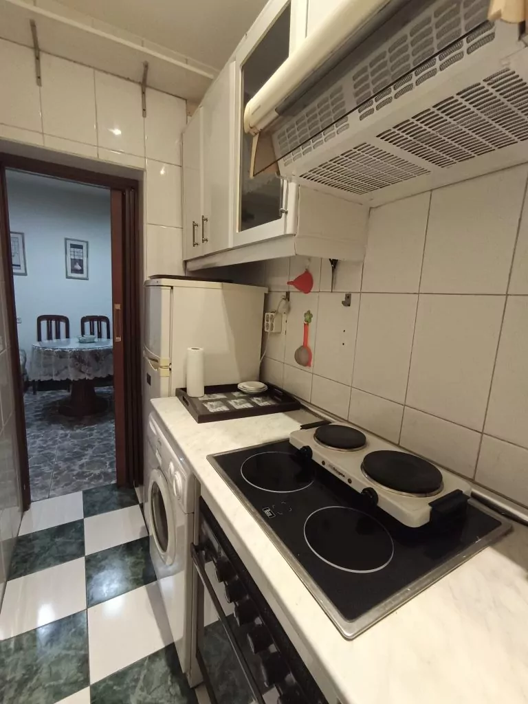 PISO EN VENTA EN MADRID – ZONA DELICIAS — Casalia Inmobiliaria, Parla (foto 9 de 17)