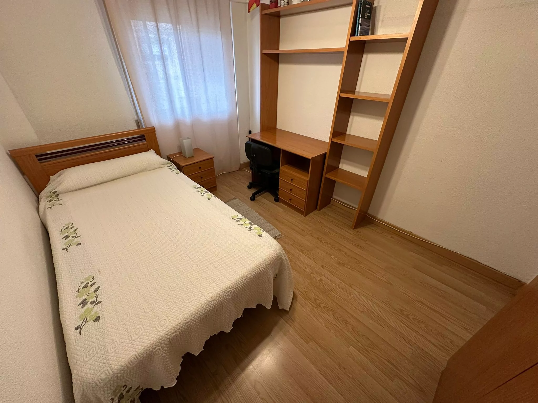 PISO EN VENTA EN PARLA – ZONA REYES CATÓLICOS — Casalia Inmobiliaria, Parla (foto 16 de 24)