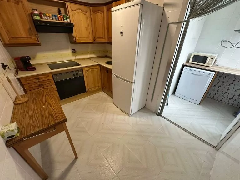 PISO EN VENTA EN PARLA – ZONA REYES CATÓLICOS — Casalia Inmobiliaria, Parla (foto 7 de 24)