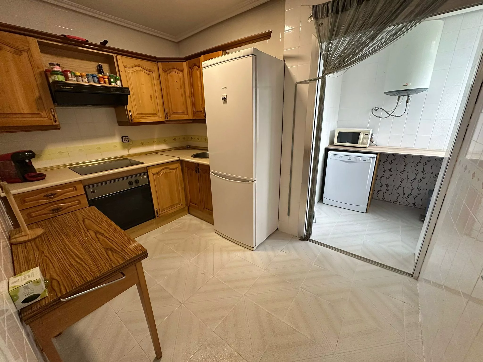PISO EN VENTA EN PARLA – ZONA REYES CATÓLICOS — Casalia Inmobiliaria, Parla (foto 8 de 24)
