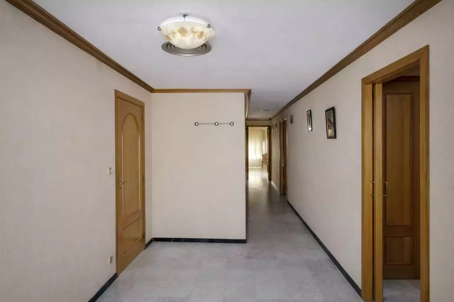 EDIFICIO DE USO MIXTO EN VENTA EN PARLA – ZONA PINTO-SAN ROQUE — Casalia Inmobiliaria, Parla (foto 4 de 21)