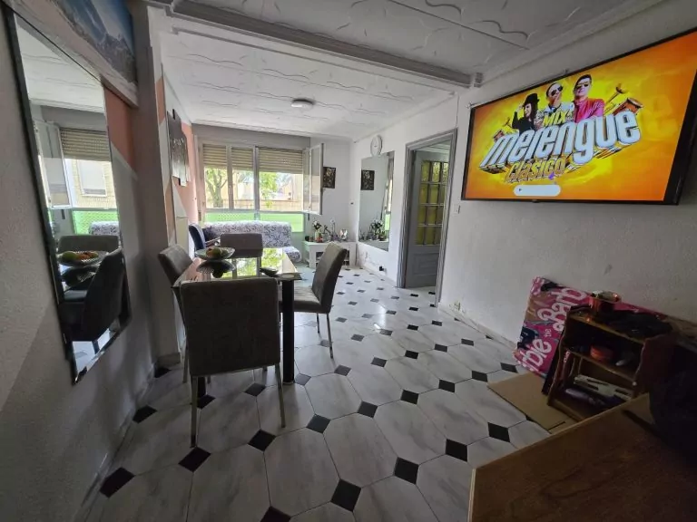 PISO EN VENTA EN PARLA – ZONA PINTORES — Casalia Inmobiliaria, Parla (foto 1 de 11)
