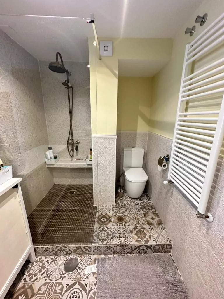 PISO SEMINUEVO VENTA EN PARLA EN LA URBANIZACIÓN ATENAS CON GARAJE-ZONA LAS LAGUNAS — Casalia Inmobiliaria, Parla (foto 23 de 35)