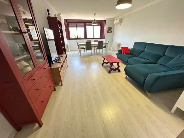 PISO SEMINUEVO VENTA EN PARLA EN LA URBANIZACIÓN ATENAS CON GARAJE-ZONA LAS LAGUNAS — Casalia Inmobiliaria, Parla (foto 9 de 35)