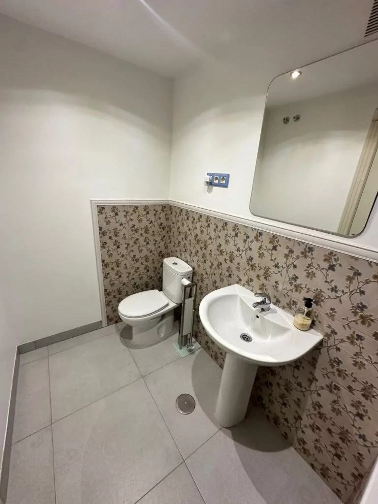 PISO SEMINUEVO VENTA EN PARLA EN LA URBANIZACIÓN ATENAS CON GARAJE-ZONA LAS LAGUNAS — Casalia Inmobiliaria, Parla (foto 31 de 35)
