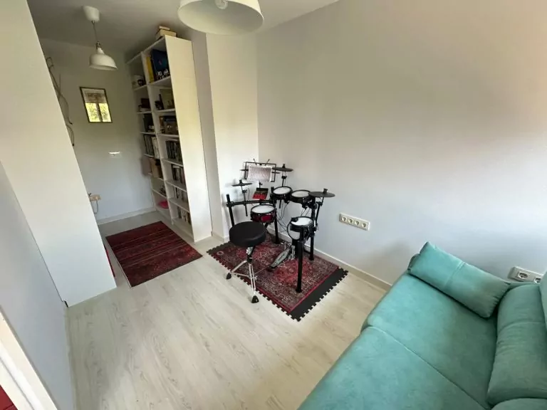 PISO SEMINUEVO VENTA EN PARLA EN LA URBANIZACIÓN ATENAS CON GARAJE-ZONA LAS LAGUNAS — Casalia Inmobiliaria, Parla (foto 33 de 35)