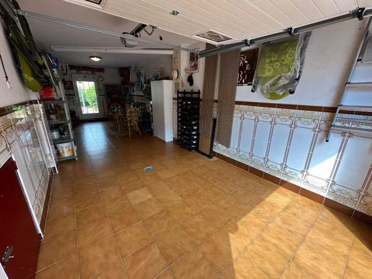 CHALET ADOSADO EN VENTA EN PARLA – ZONA LAS AMÉRICAS — Casalia Inmobiliaria, Parla (foto 45 de 47)