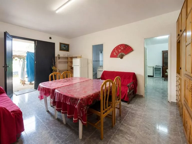CHALET INDEPENDIENTE CON MÁS DE 1.000 M2 DE PARCELA EN VENTA EN PALOMEQUE-TOLEDO — Casalia Inmobiliaria, Parla (foto 21 de 40)