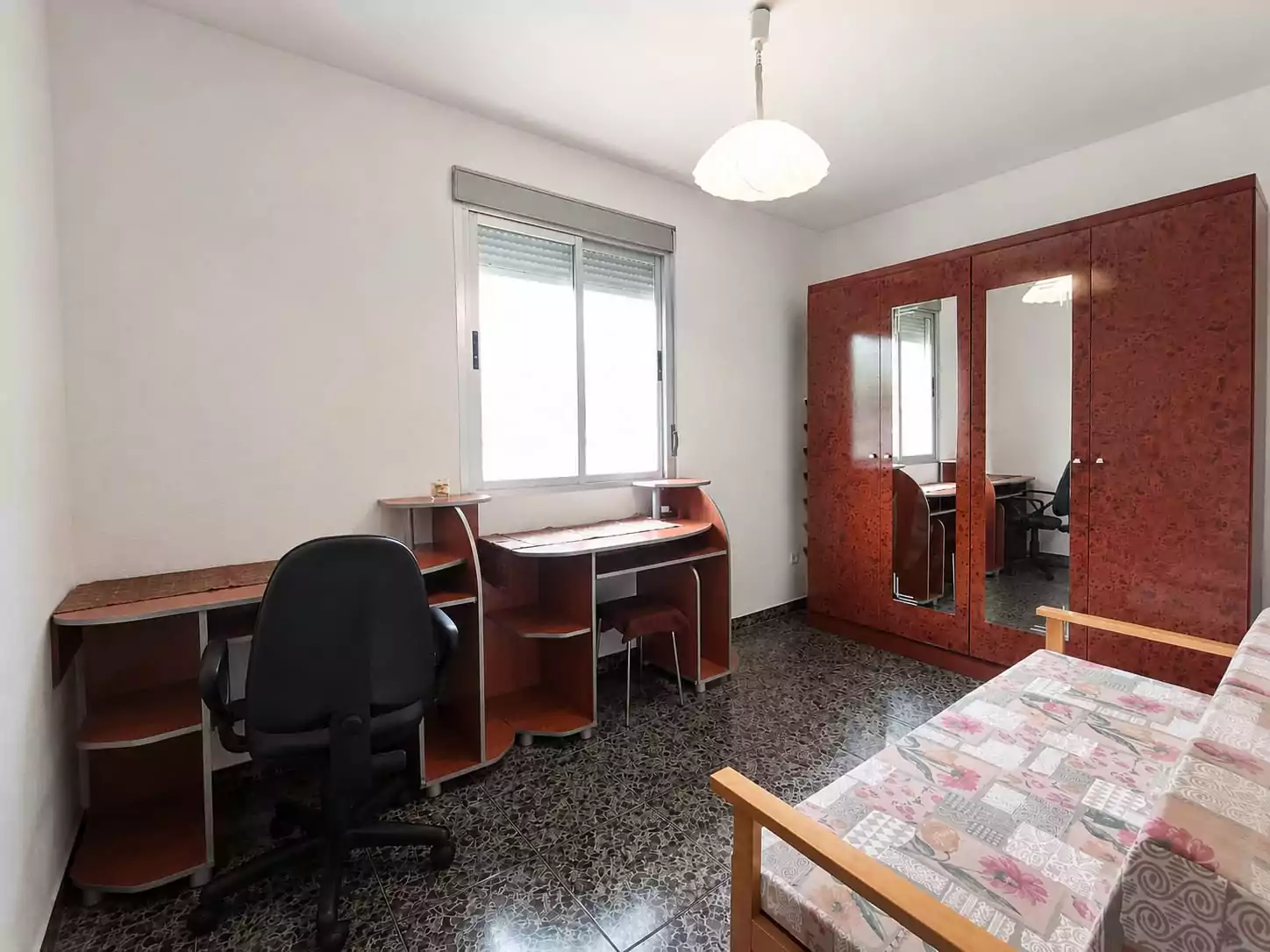 CHALET INDEPENDIENTE CON MÁS DE 1.000 M2 DE PARCELA EN VENTA EN PALOMEQUE-TOLEDO — Casalia Inmobiliaria, Parla (foto 36 de 40)