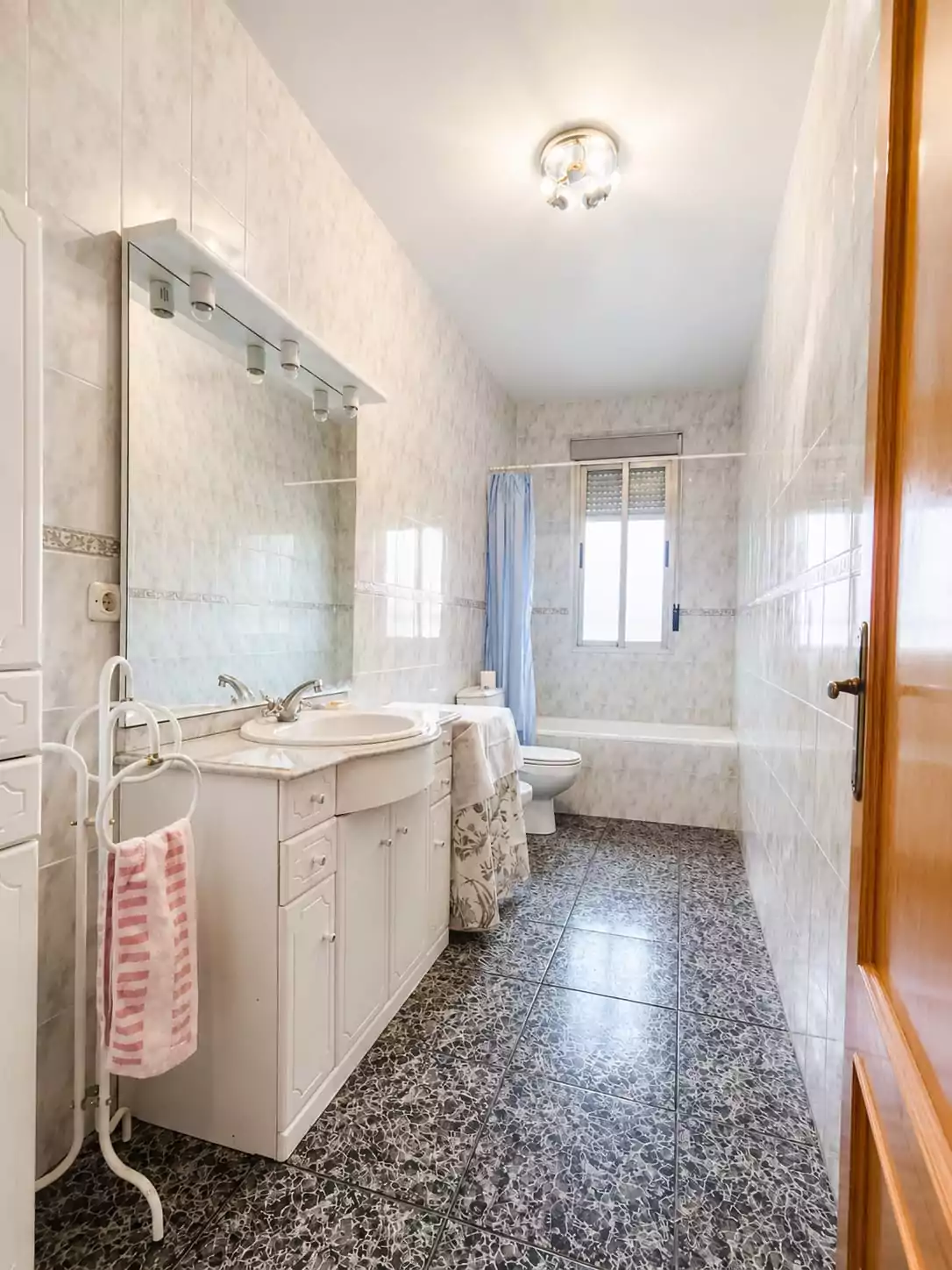 CHALET INDEPENDIENTE CON MÁS DE 1.000 M2 DE PARCELA EN VENTA EN PALOMEQUE-TOLEDO — Casalia Inmobiliaria, Parla (foto 40 de 40)