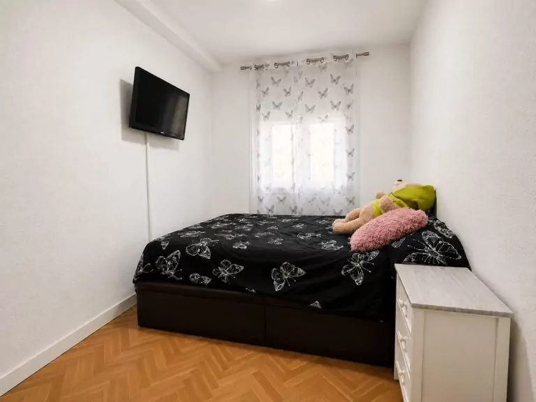 PISO REFORMADO EN VENTA EN PARLA – ZONA REYES — Casalia Inmobiliaria, Parla (foto 11 de 18)