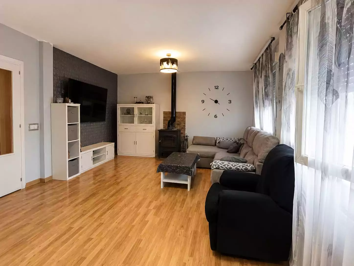 CHALET PAREADO EN VENTA EN ILLESCAS – ZONA EL SEÑORÍO DE ILLESCAS — Casalia Inmobiliaria, Parla (foto 12 de 32)