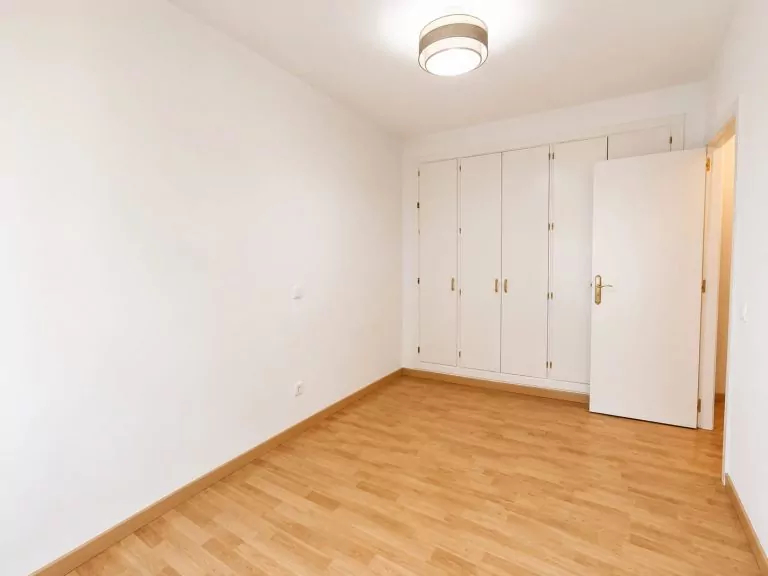 CHALET PAREADO EN VENTA EN ILLESCAS – ZONA EL SEÑORÍO DE ILLESCAS — Casalia Inmobiliaria, Parla (foto 29 de 32)
