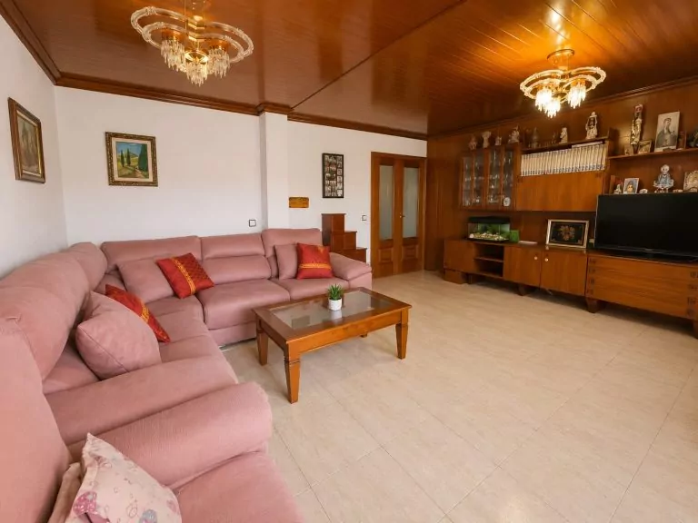 PISO EN VENTA EN PARLA – ZONA VILLAYUVENTUS — Casalia Inmobiliaria, Parla (foto 3 de 19)