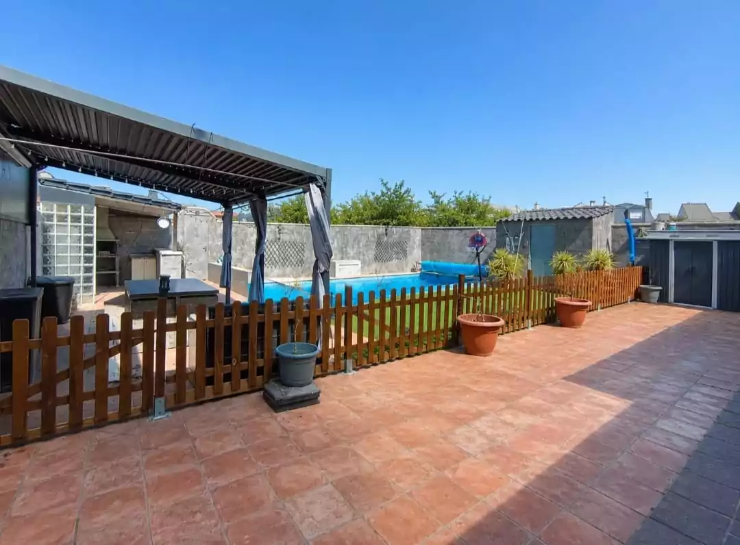 CHALET PAREADO EN VENTA EN ILLESCAS – ZONA EL SEÑORÍO DE ILLESCAS — Casalia Inmobiliaria, Parla (foto 3 de 32)