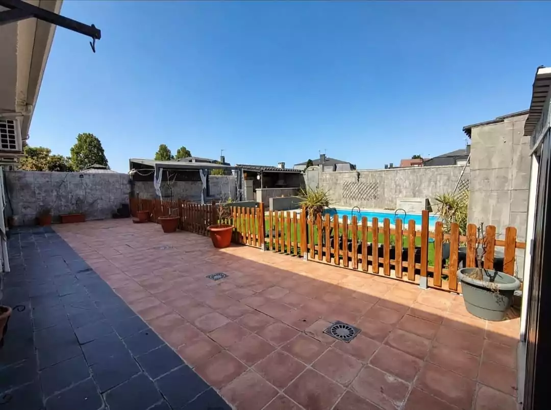 CHALET PAREADO EN VENTA EN ILLESCAS – ZONA EL SEÑORÍO DE ILLESCAS — Casalia Inmobiliaria, Parla (foto 5 de 32)
