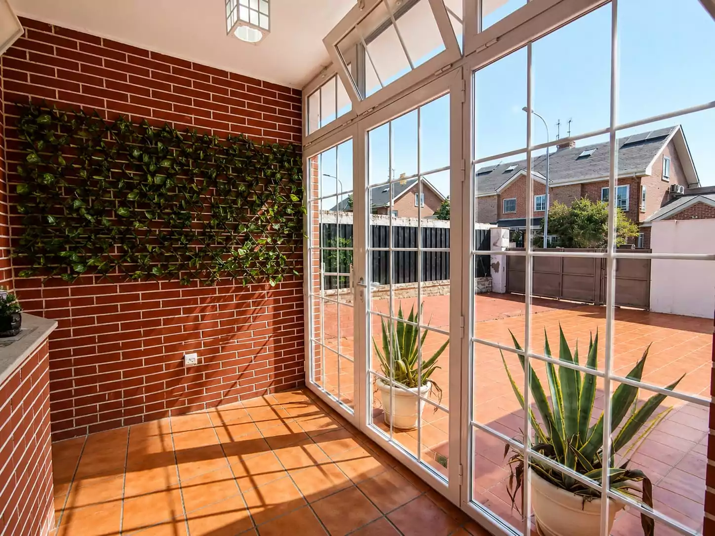 CHALET PAREADO EN VENTA EN ILLESCAS – ZONA EL SEÑORÍO DE ILLESCAS — Casalia Inmobiliaria, Parla (foto 9 de 32)