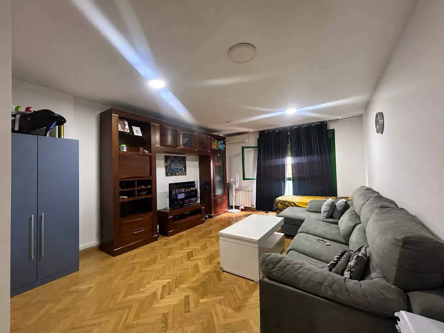 PISO SEMINUEVO DE 4 HABITACIONES EN VENTA EL PARLA – ZONA EL NIDO/ LAS FUENTES — Casalia Inmobiliaria, Parla (foto 1 de 20)