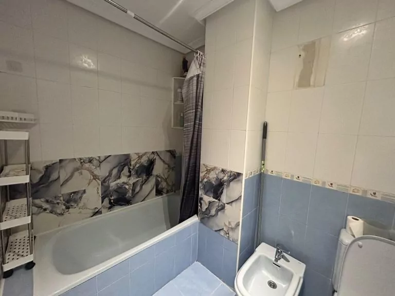 PISO SEMINUEVO DE 4 HABITACIONES EN VENTA EL PARLA – ZONA EL NIDO/ LAS FUENTES — Casalia Inmobiliaria, Parla (foto 14 de 20)