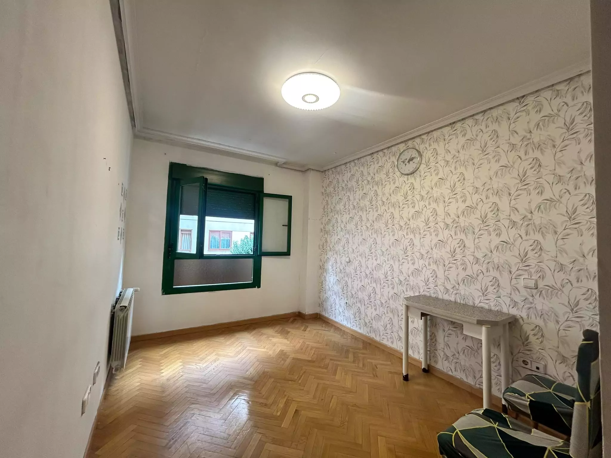 PISO SEMINUEVO DE 4 HABITACIONES EN VENTA EL PARLA – ZONA EL NIDO/ LAS FUENTES — Casalia Inmobiliaria, Parla (foto 18 de 20)