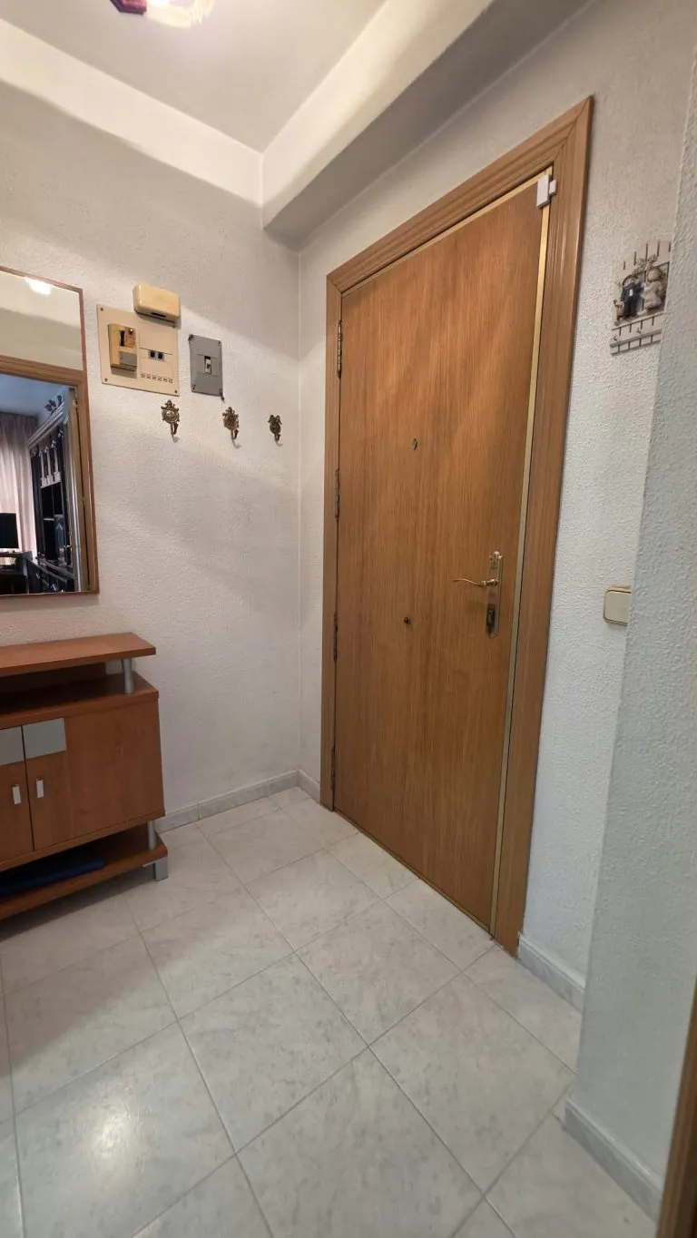 PISO EN 1ª PLANTA CON ASCENSOR EN VENTA EN PARLA – ZONA REYES CATÓLICOS — Casalia Inmobiliaria, Parla (foto 15 de 25)