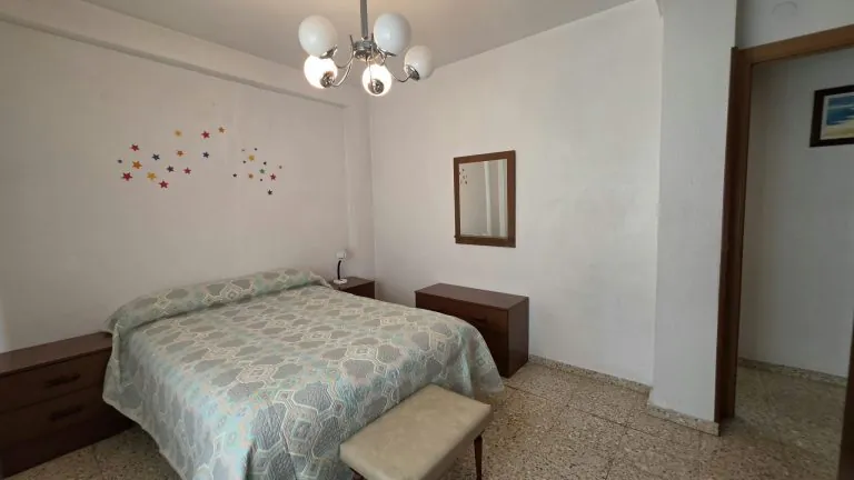 PISO EN 1ª PLANTA CON ASCENSOR EN VENTA EN PARLA – ZONA REYES CATÓLICOS — Casalia Inmobiliaria, Parla (foto 16 de 25)
