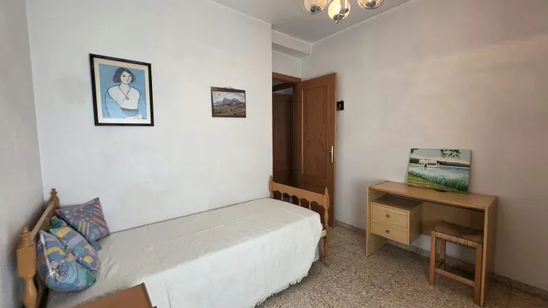 PISO EN 1ª PLANTA CON ASCENSOR EN VENTA EN PARLA – ZONA REYES CATÓLICOS — Casalia Inmobiliaria, Parla (foto 21 de 25)