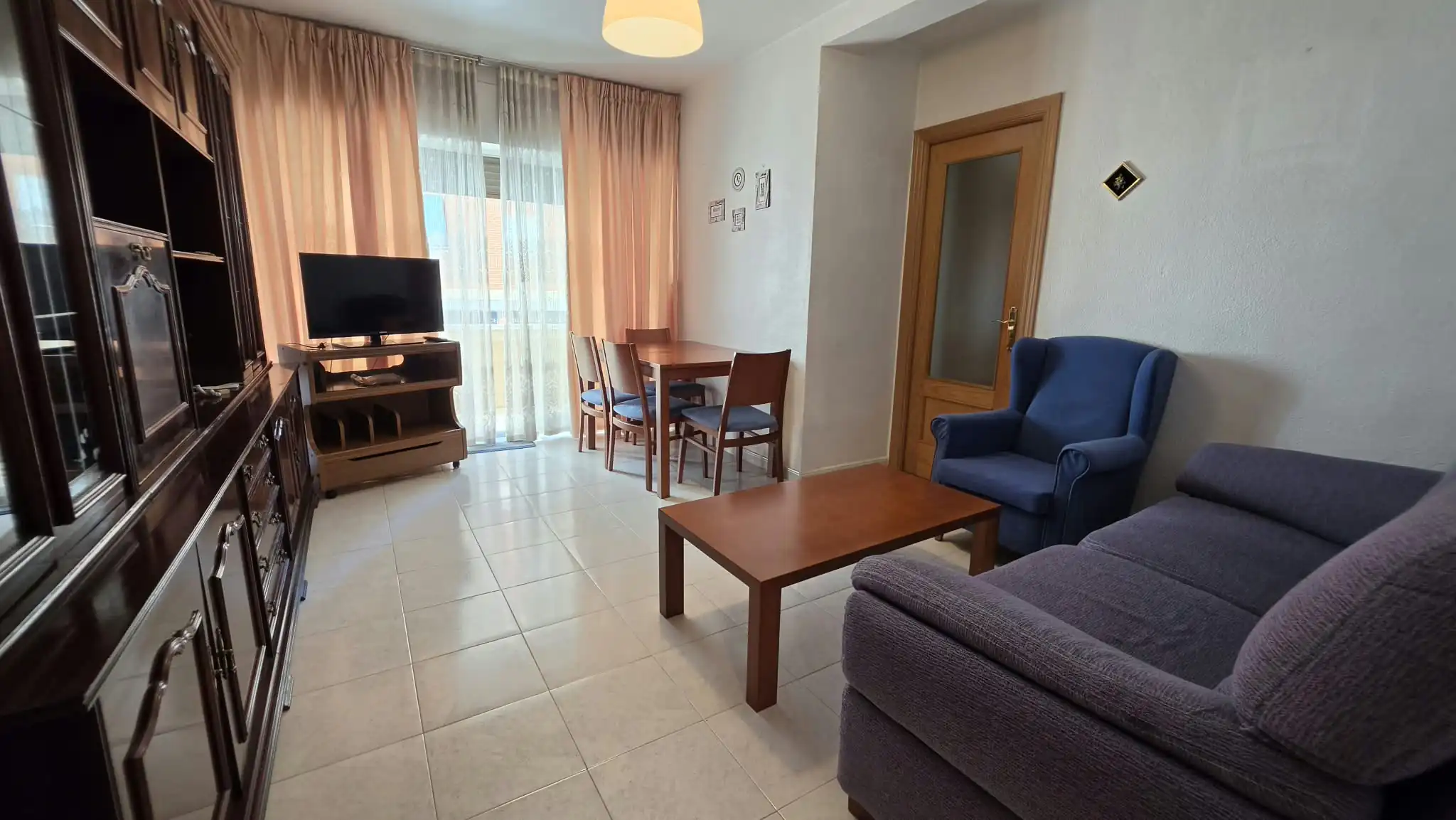PISO EN 1ª PLANTA CON ASCENSOR EN VENTA EN PARLA – ZONA REYES CATÓLICOS — Casalia Inmobiliaria, Parla (foto 4 de 25)
