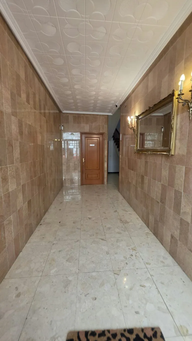 CASA INDEPENDIENTE CON 5 HABITACIONES ADAPTADA PARA ALQUILER DE HABITACIONES EN PARLA – ZONA CENTRO — Casalia Inmobiliaria, Parla (foto 45 de 47)